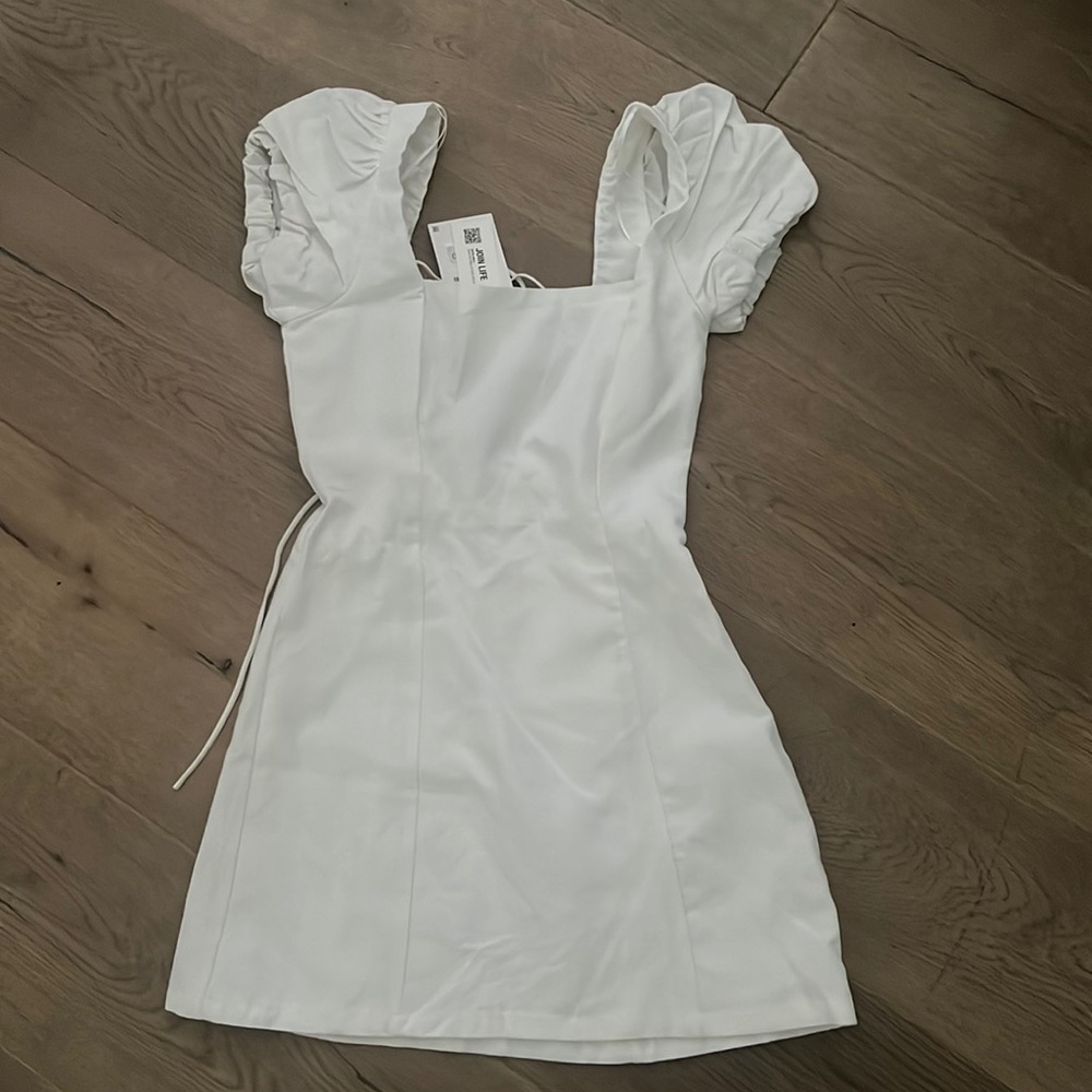 NWT white zara puff sleeve dress